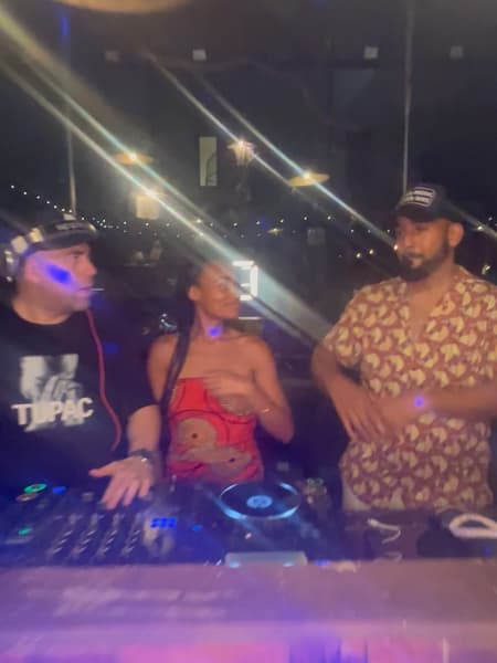 🎵 Roger HMix (Hip Hop / House) @ Be Roof on Thursday, February 19, 2026 - Music Events Calendar 📍 Playa del Carmen